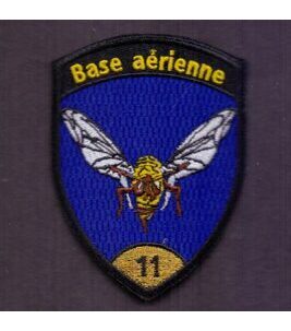 Base aérienne 11